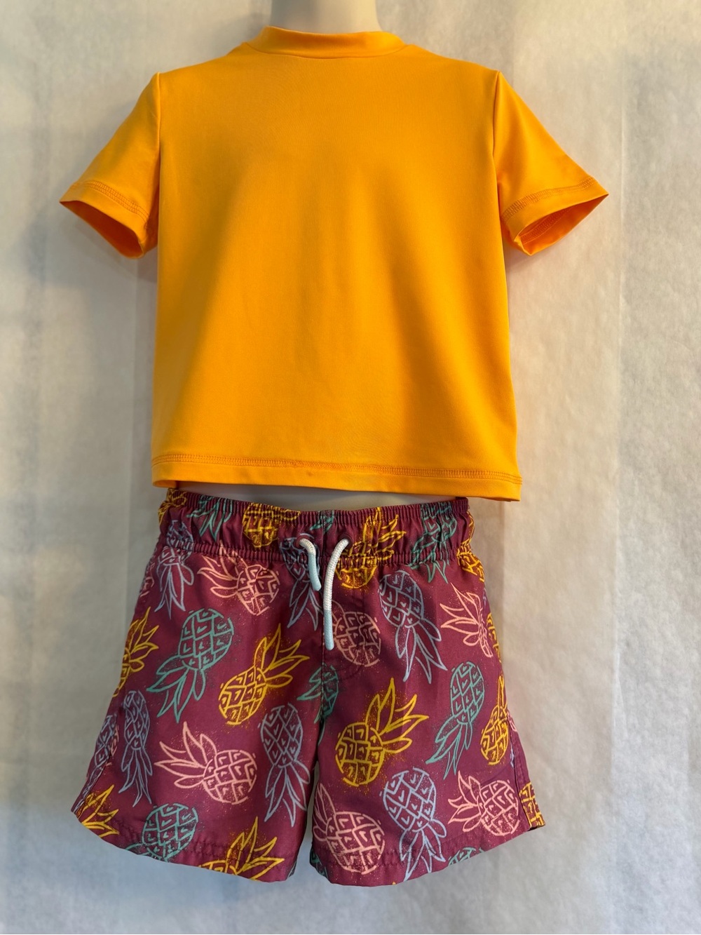 Boys swim suit outfit Pineapple Print Trunks with orange swim top Sz-XS(4-5) GG1